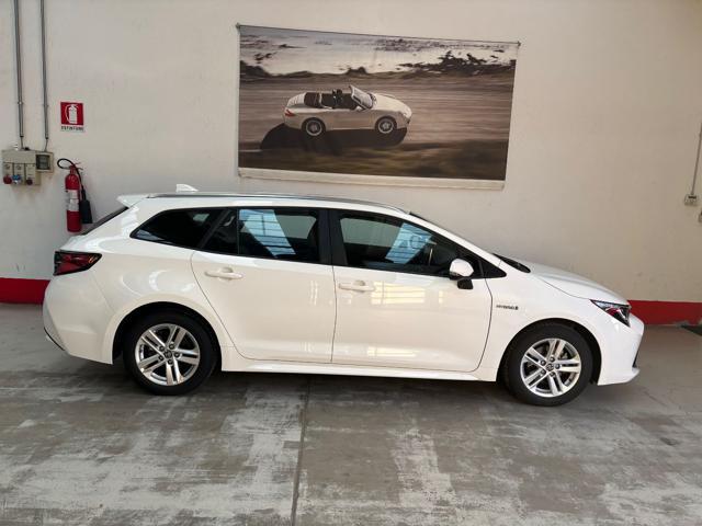 TOYOTA Corolla Touring Sports 1.8 Hybrid Business