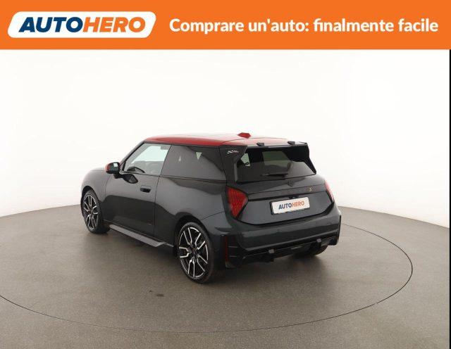 MINI Cooper SE JCW