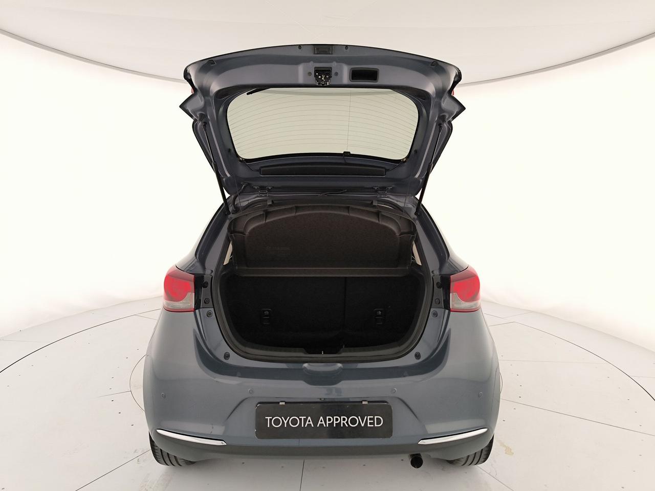 Mazda 2 1.5 homura 75cv
