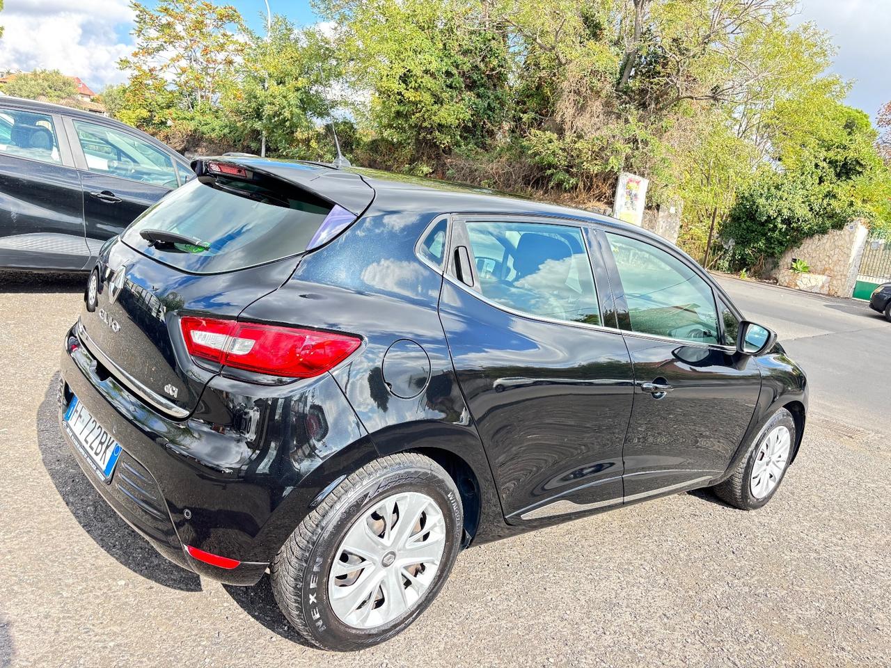Renault Clio dCi 8V 75 CV Start&Stop 5 porte Energy Intens