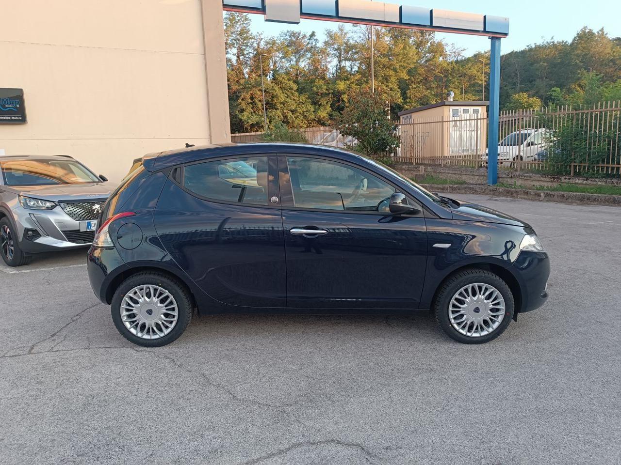 LANCIA Ypsilon 1.2 69 CV 5 porte GPL Ecochic Gold