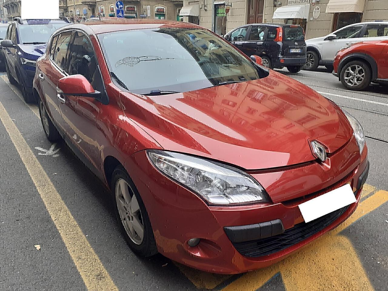 Renault Megane - APERTI AD AGOSTO