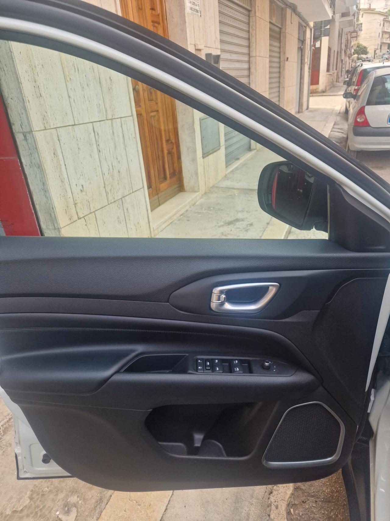 Jeep Compass 1.6 Multijet II 2WD Night Eagle
