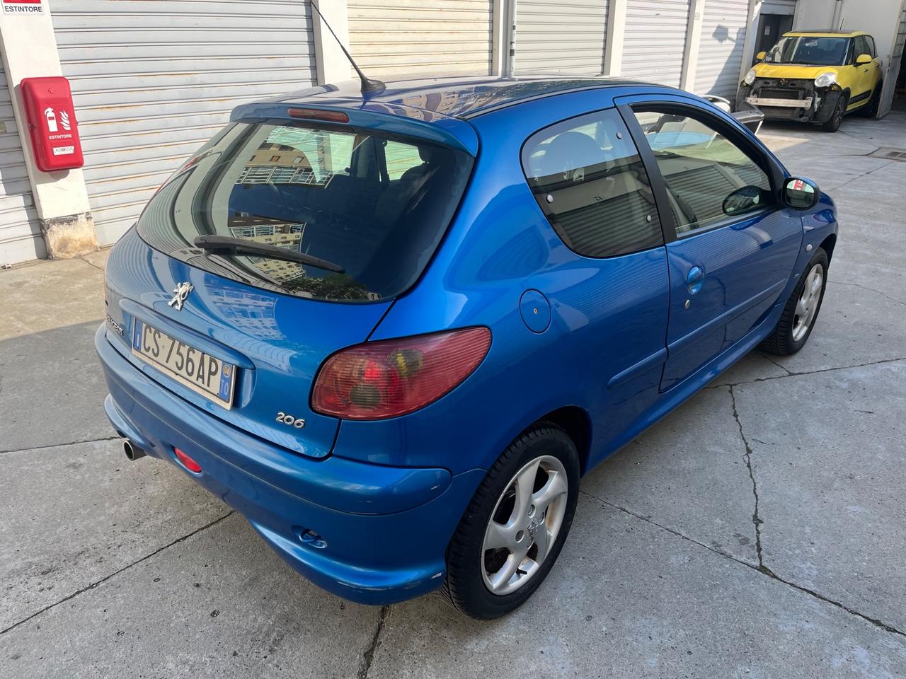 Peugeot 206 1.4 16V 3p. XS