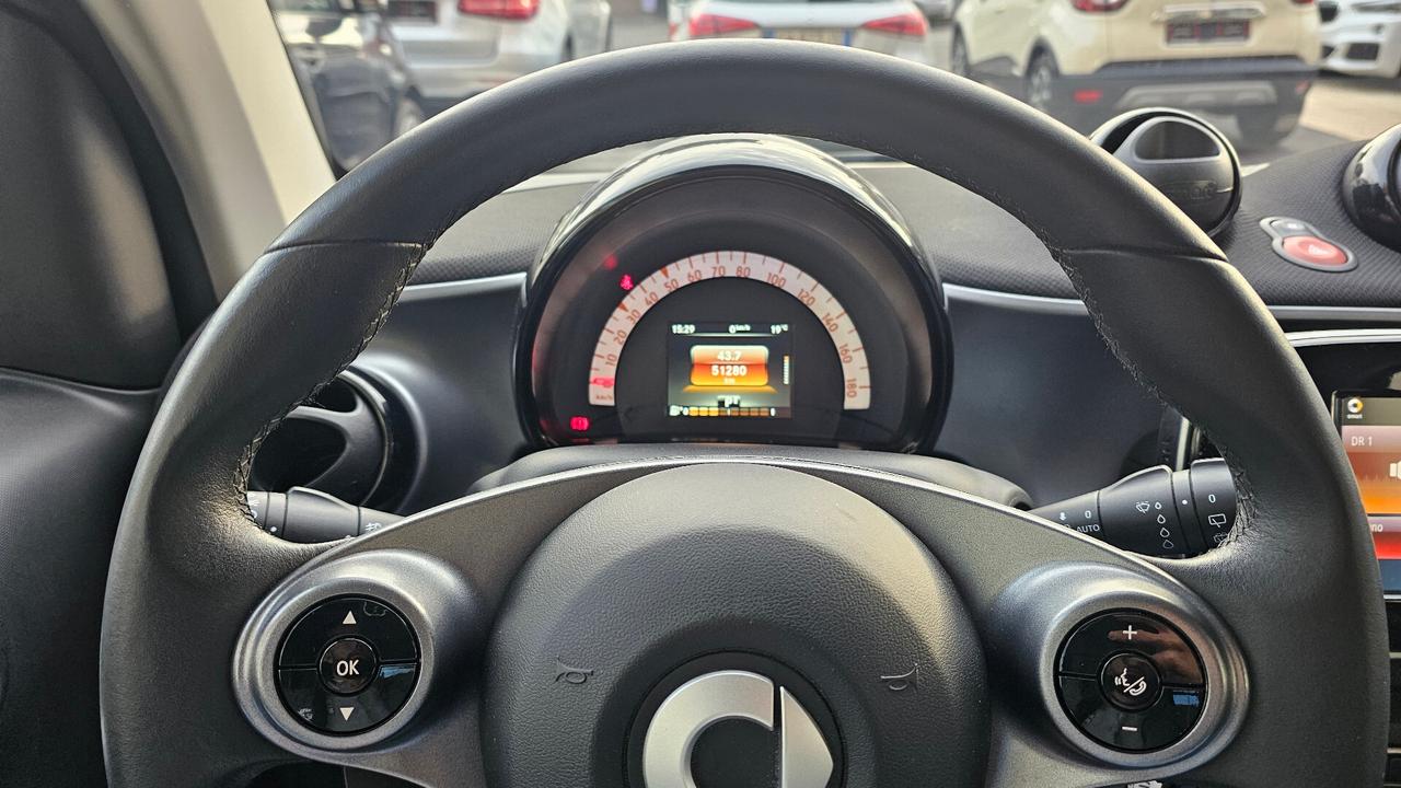Smart ForTwo 90 0.9 Turbo twinamic Prime TAGL UFF NAV LED
