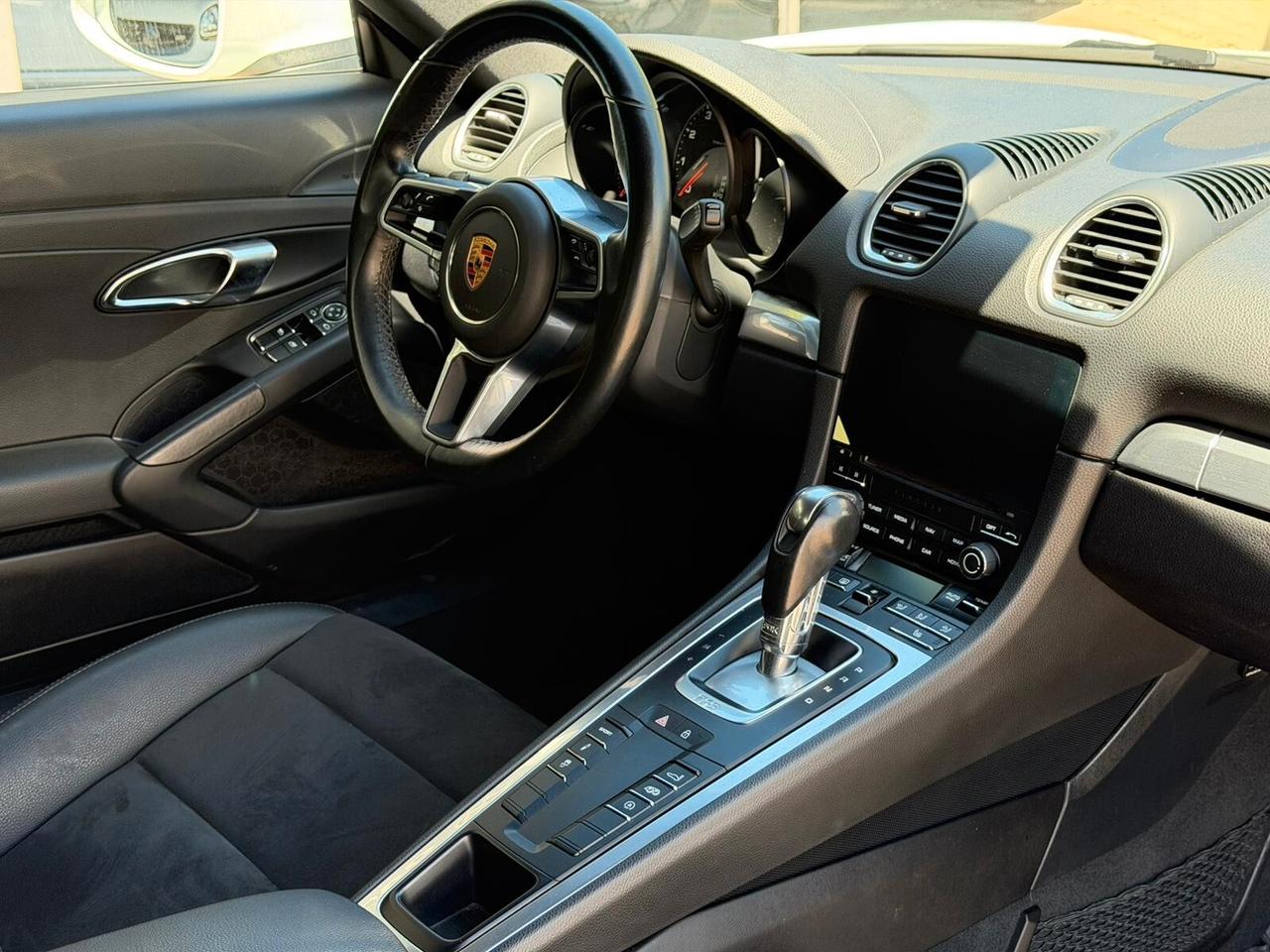 Porsche 718 Spyder Cayman 2.0