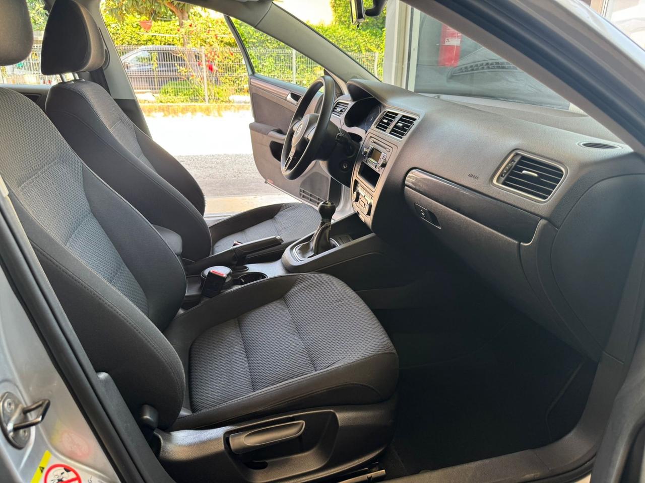 Volkswagen Jetta 1.6 TDI BlueMotion Technology