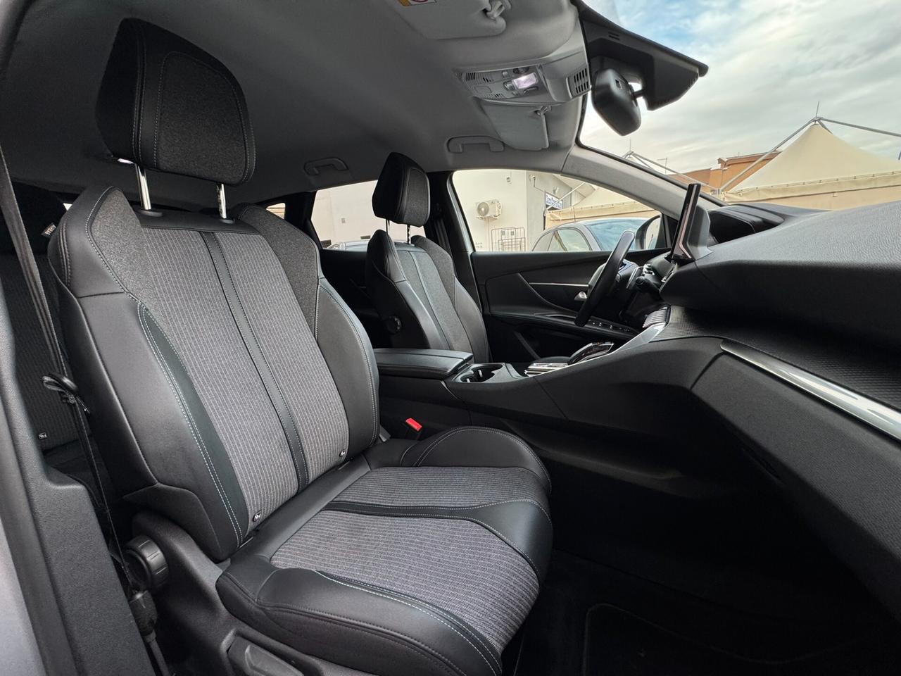 Peugeot 3008 BlueHDi 130 S&S EAT8 Allure