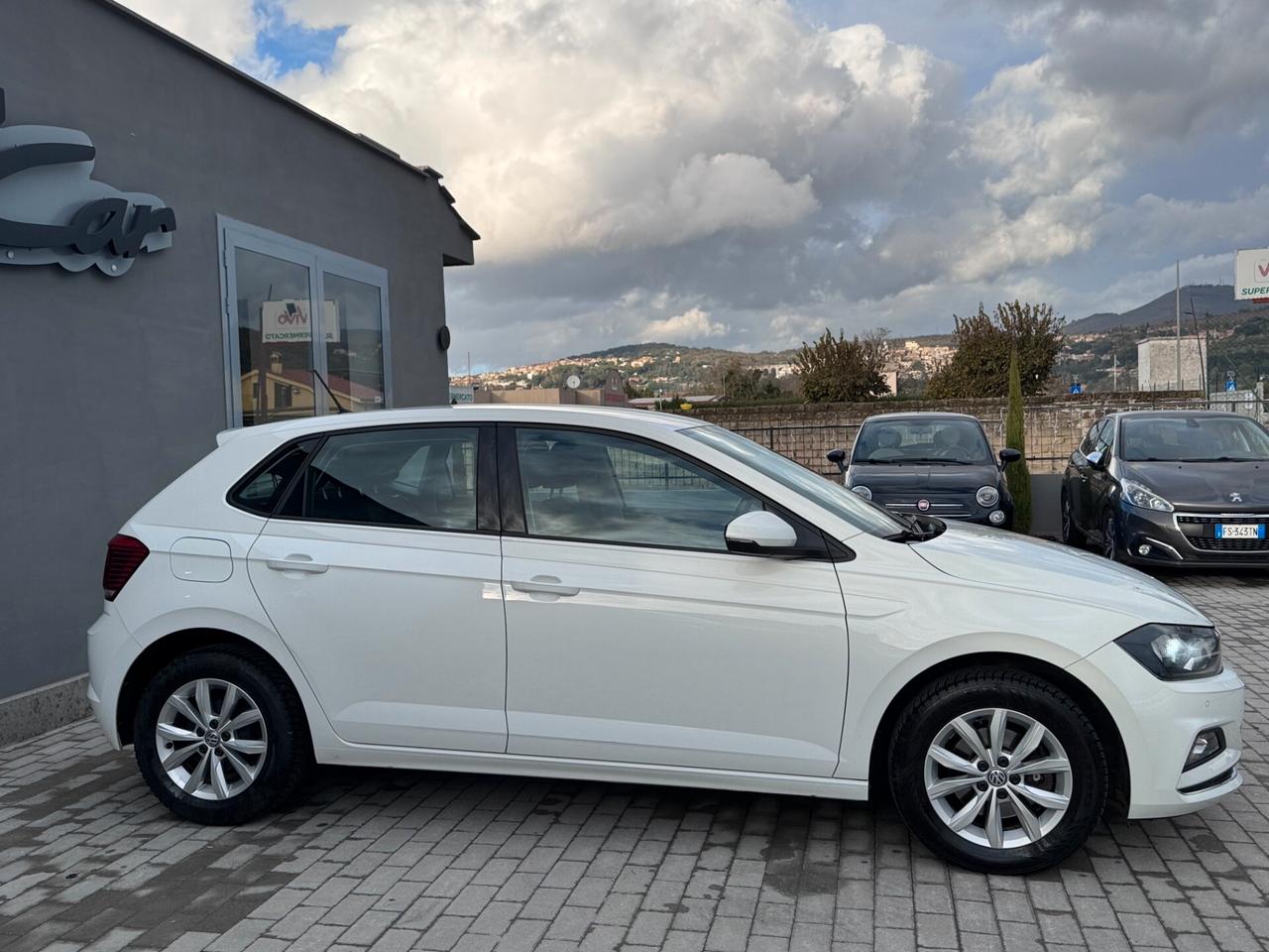 Volkswagen Polo 1.6 TDI 95 CV DSG 5p Comfortline BlueMotion Tech. - OTTIME CONDIZIONI SEDILI RISC. SENSORI