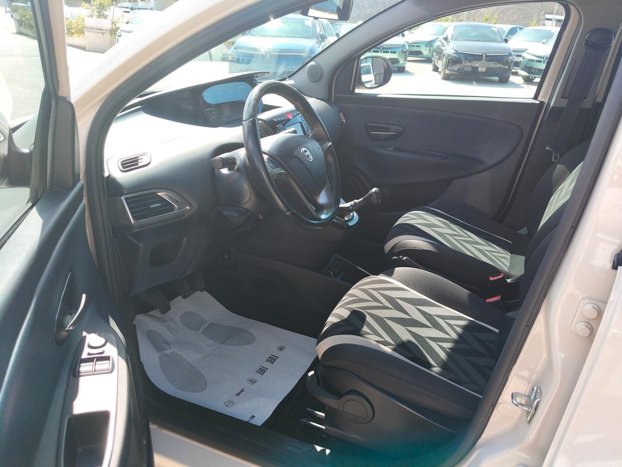 Lancia Ypsilon 1.3 MJT 16V 95 CV 5 porte S&S Opening Edition