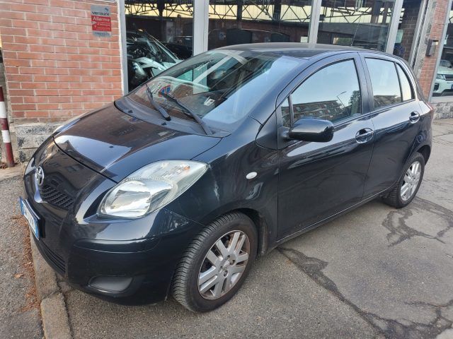 TOYOTA Yaris 1.3 5 porte Sol