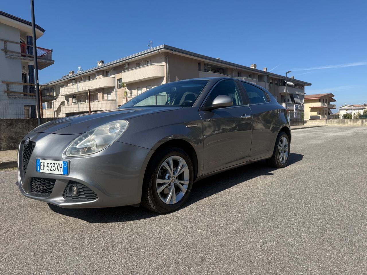 Alfa Romeo Giulietta 1.6 JTDm-2 105 CV Exclusive
