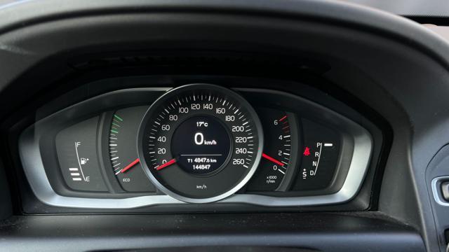 VOLVO XC60 D3 Geartronic Momentum