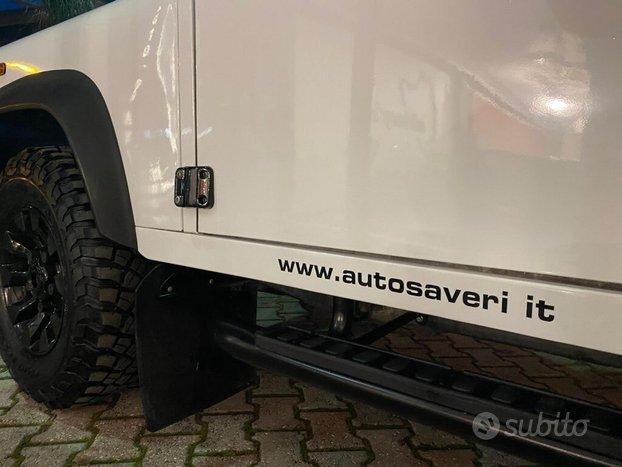 LAND ROVER Defender 90 2.2 TD4 Station Wagon