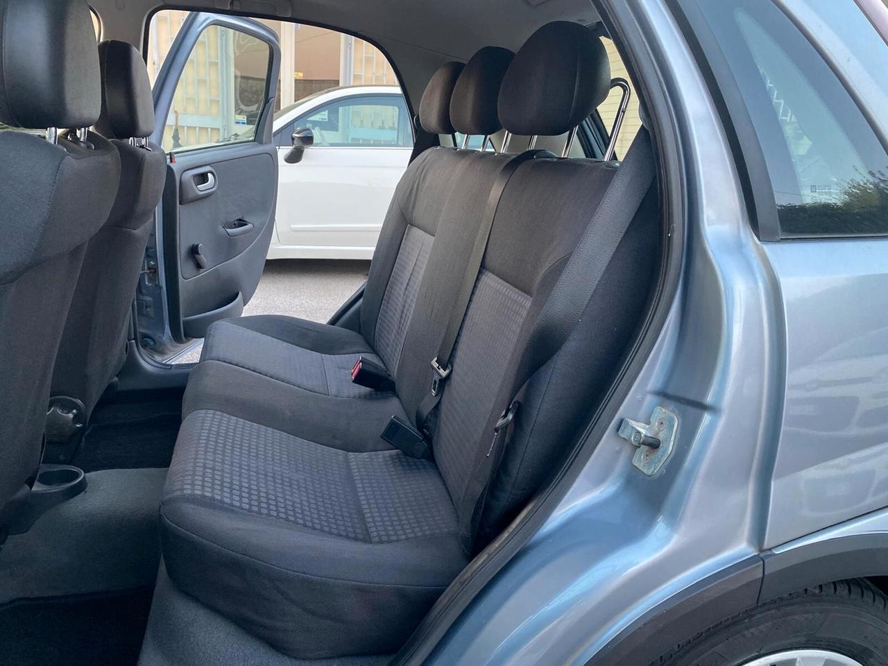 Opel Corsa 1.0i 12V GPL cat 5 porte Enjoy