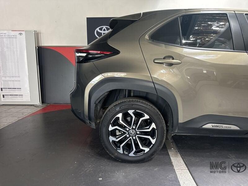 Toyota Yaris Cross 1.5 Hybrid 5p. E-CVT AWD-i Trend