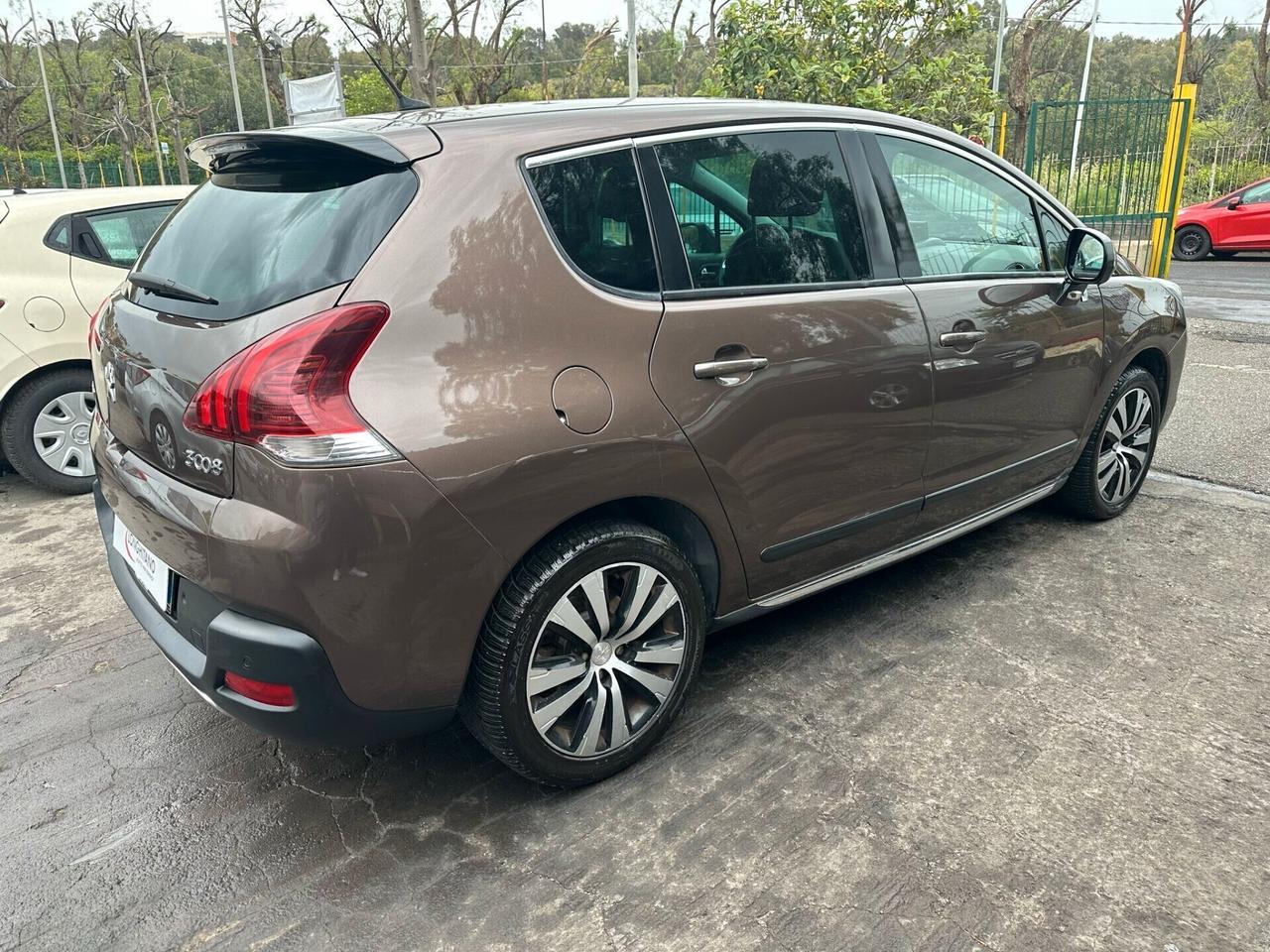 Peugeot 3008 BlueHDi 120 S&S Allure