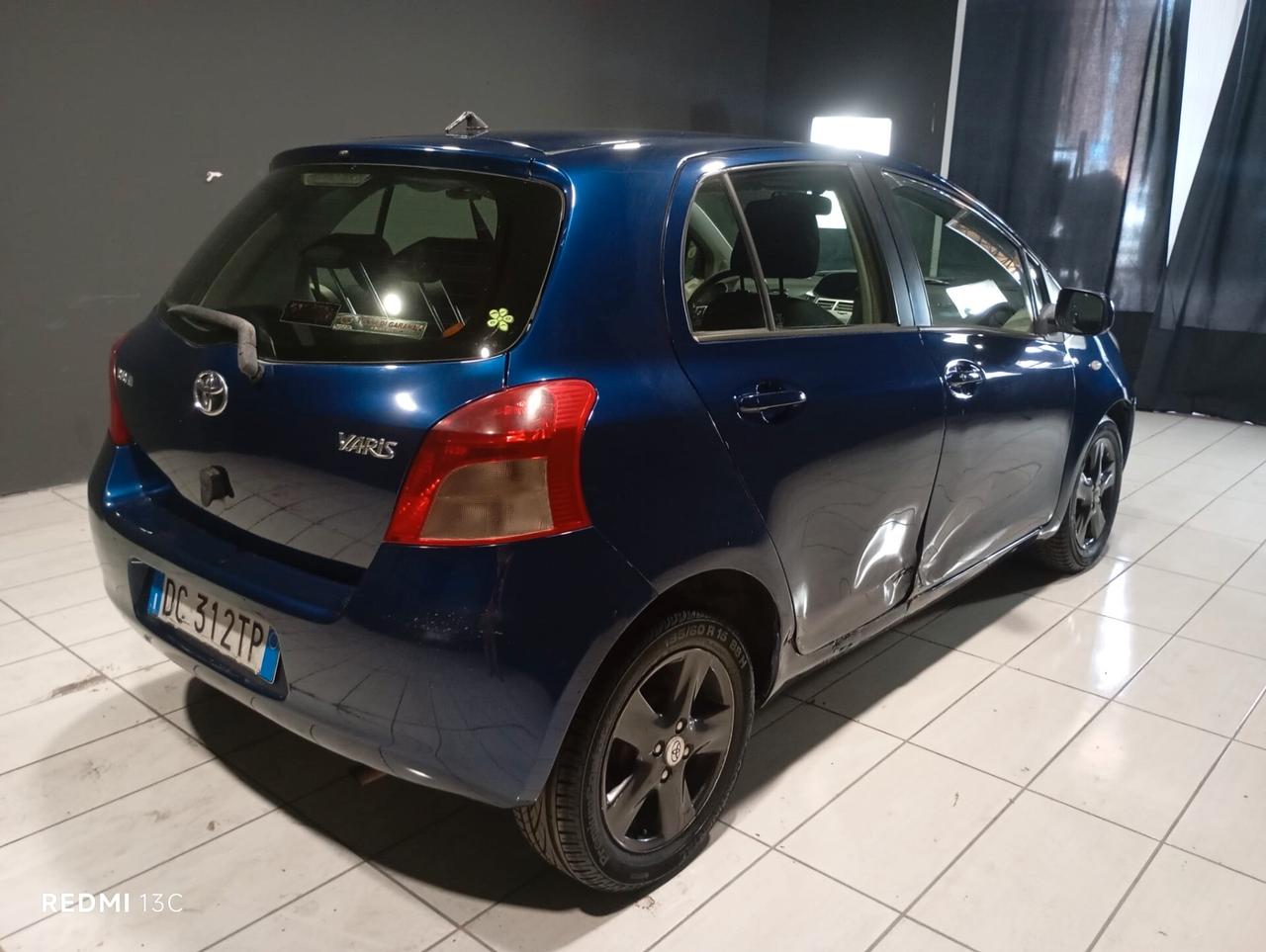 TOYOTA YARIS DEL 2006 BENZINA GPL FINO AL 2036