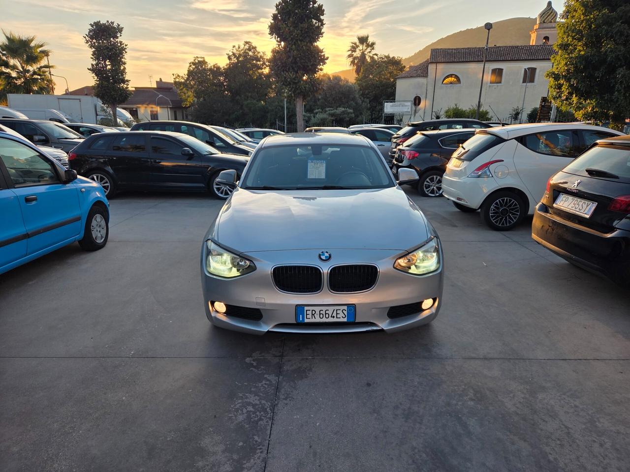 Bmw 118 118d 5p. Urban