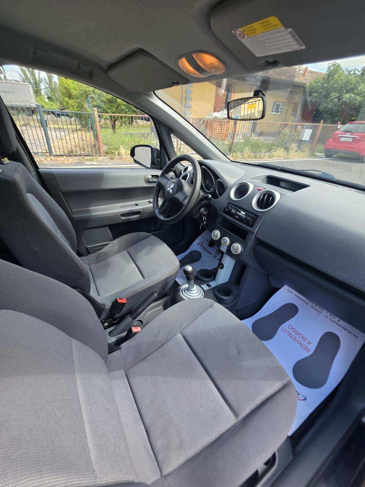 Mitsubishi Colt sportychrome GPL/ benzina neopatentati