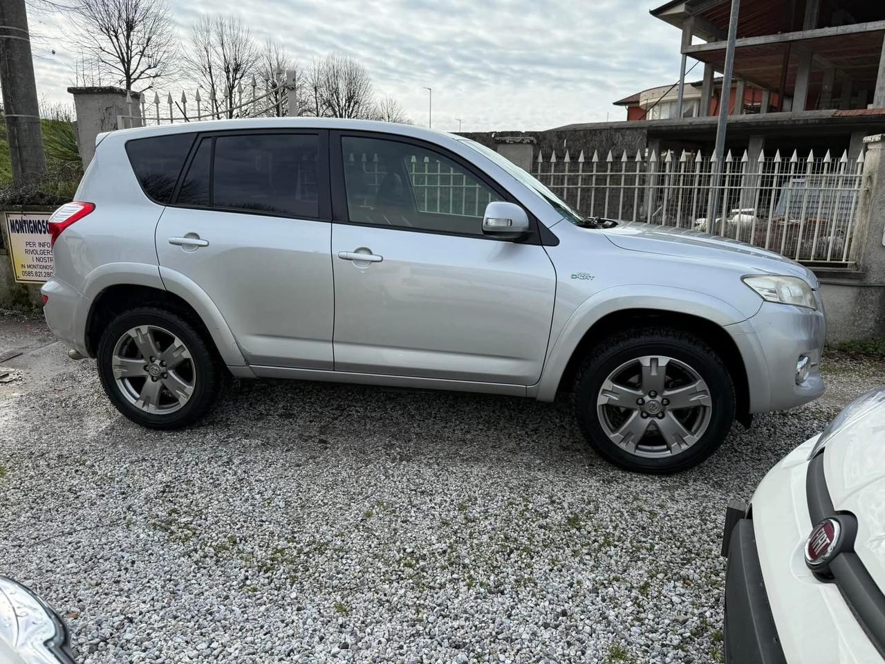 Toyota RAV 4 RAV4 Crossover 2.2 D-Cat A/T 150 CV