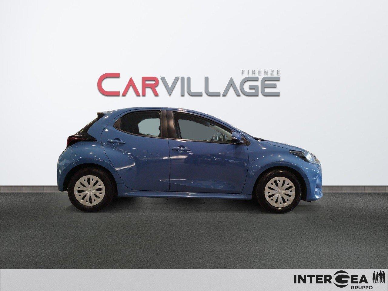 TOYOTA Yaris 1.0 Trend