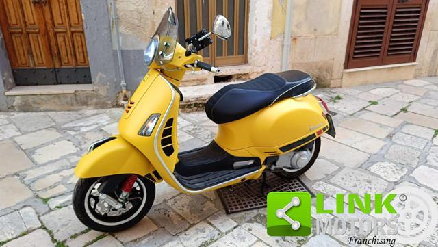 PIAGGIO Vespa GTS 300 Super Sport