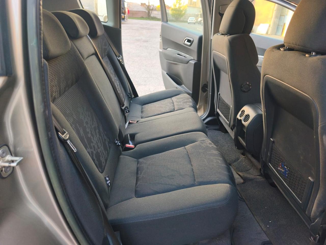 Peugeot 3008 2013----1.6 Diesel