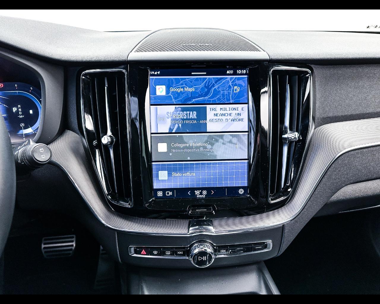 VOLVO XC60 (2017-->) - XC60 B4 (d) AWD automatico Plus Dark