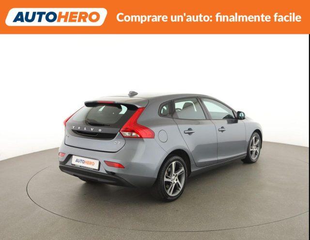 VOLVO V40 D2 Geartronic Momentum