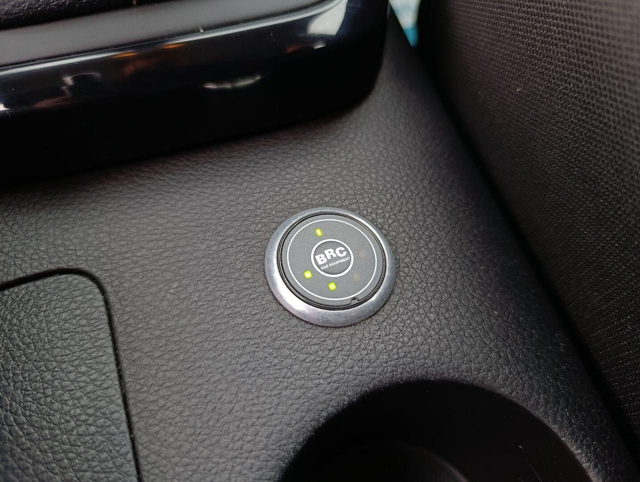 Kia Stonic 1.4 mpi eco Style Gpl 97cv GARANZIA 12 MESI