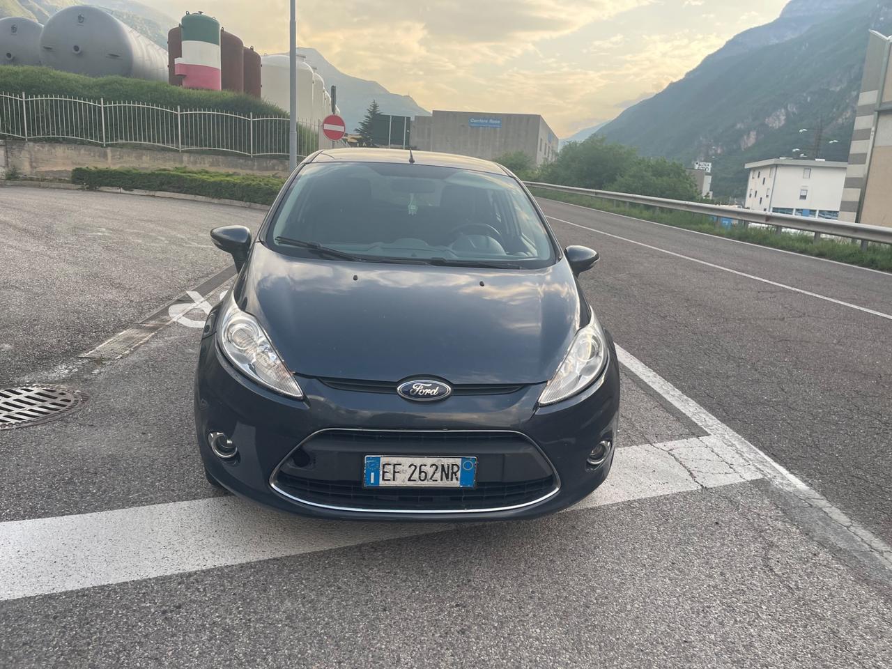 Ford Fiesta 1.4 TDCi 5p. Titanium NEOPATENTATI