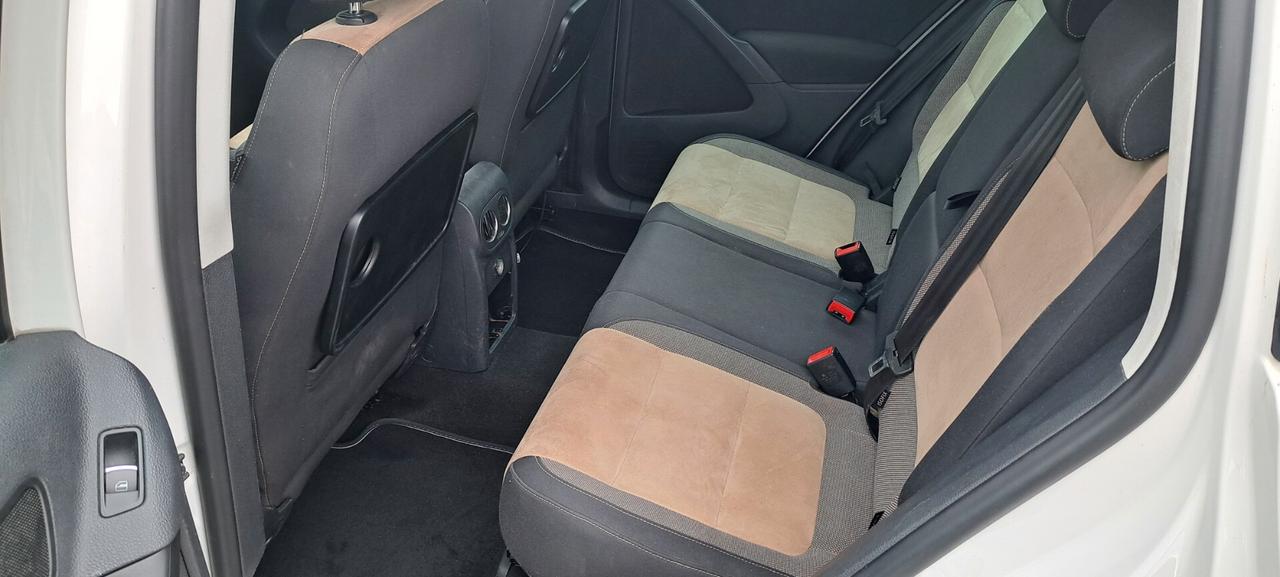 Volkswagen Tiguan 2.0 TDI 140 CV 4MOTION Sport & Style