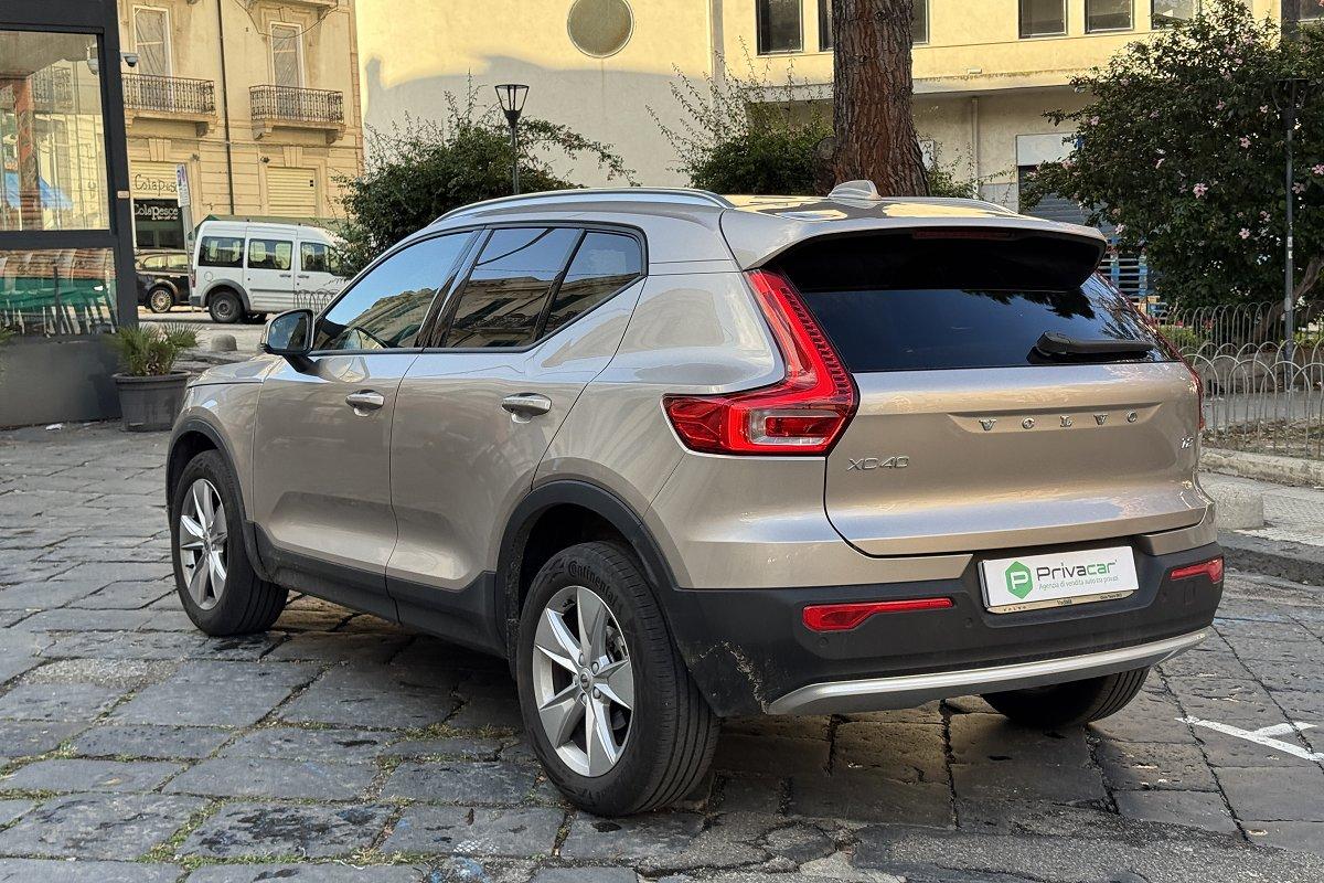 VOLVO XC40 T2 automatico Core