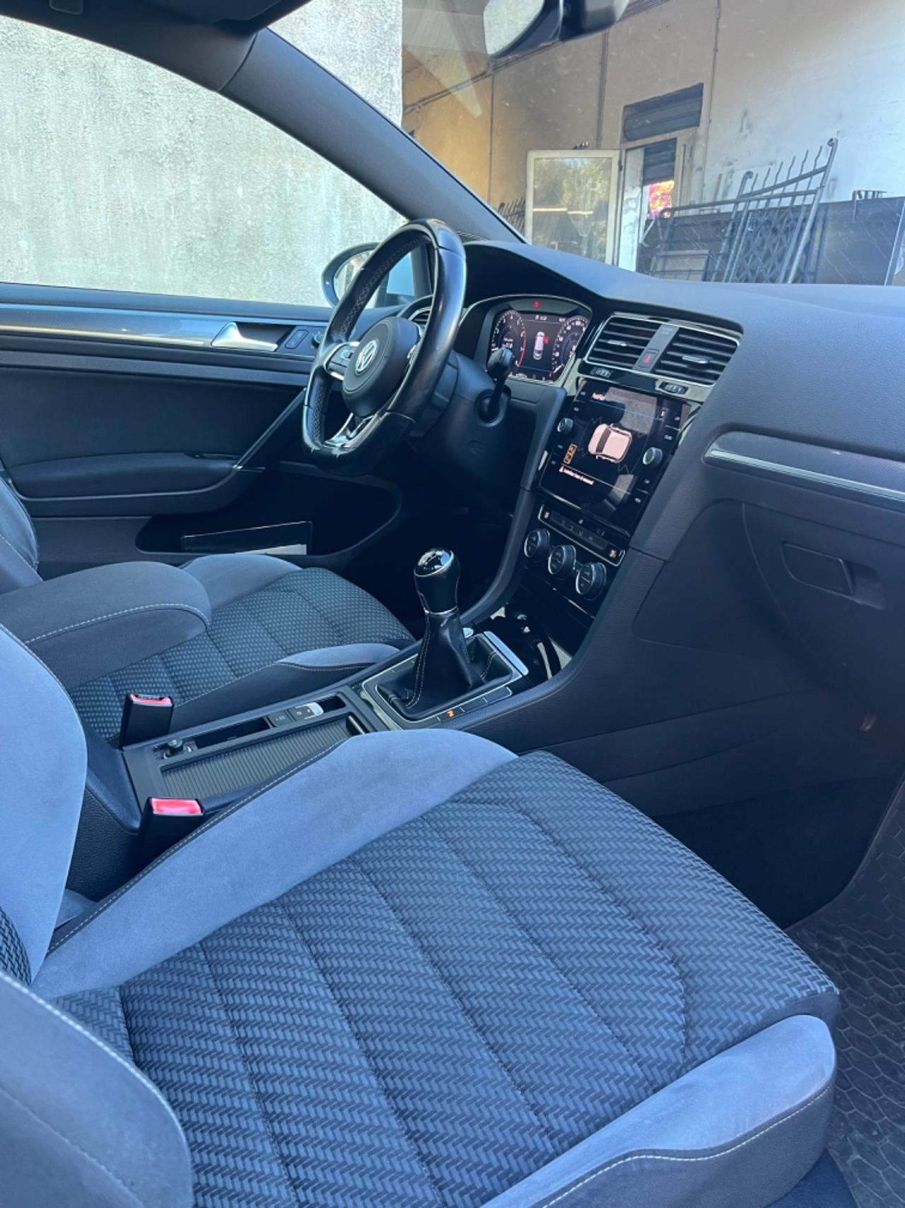 Volkswagen Golf 1.5 TSI ACT 5p. Sport BlueMotion Technology