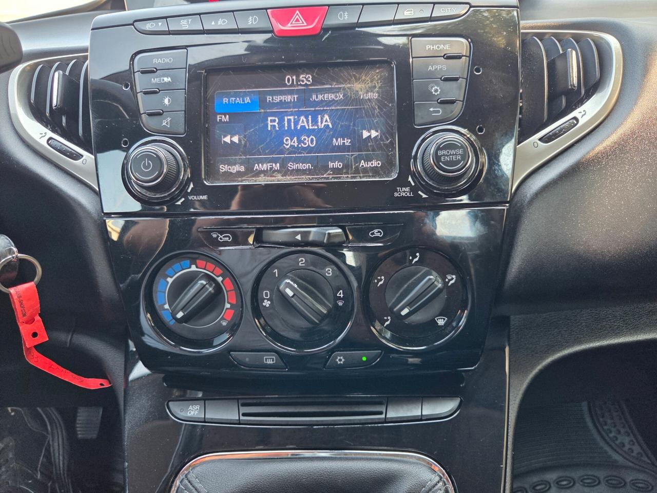 Lancia Ypsilon 1.2 69 CV 5 porte Gold