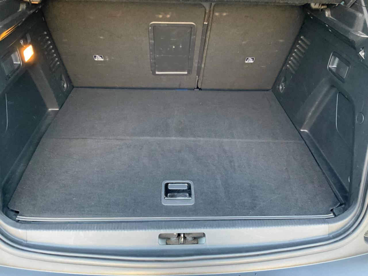 Peugeot 3008 Hybrid4 300 e-EAT8 Allure Pack