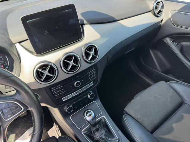 MERCEDES-BENZ B 180 d Business