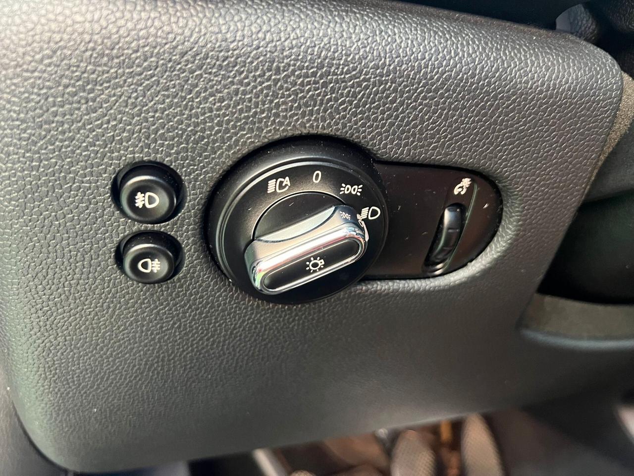 MINI COOPER 1.5 DIESEL 116CV