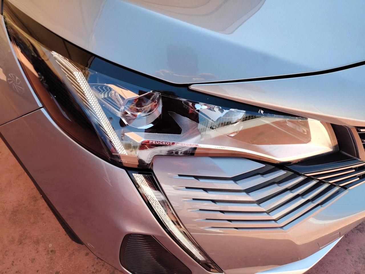 Peugeot 5008 BlueHDi 130 EAT8 GT Pack FULL 7 posti