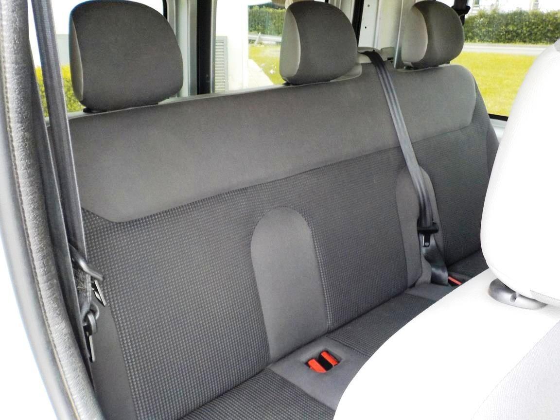 Opel Vivaro 27 2.0 CDTI PC-TN Combi 9 posti
