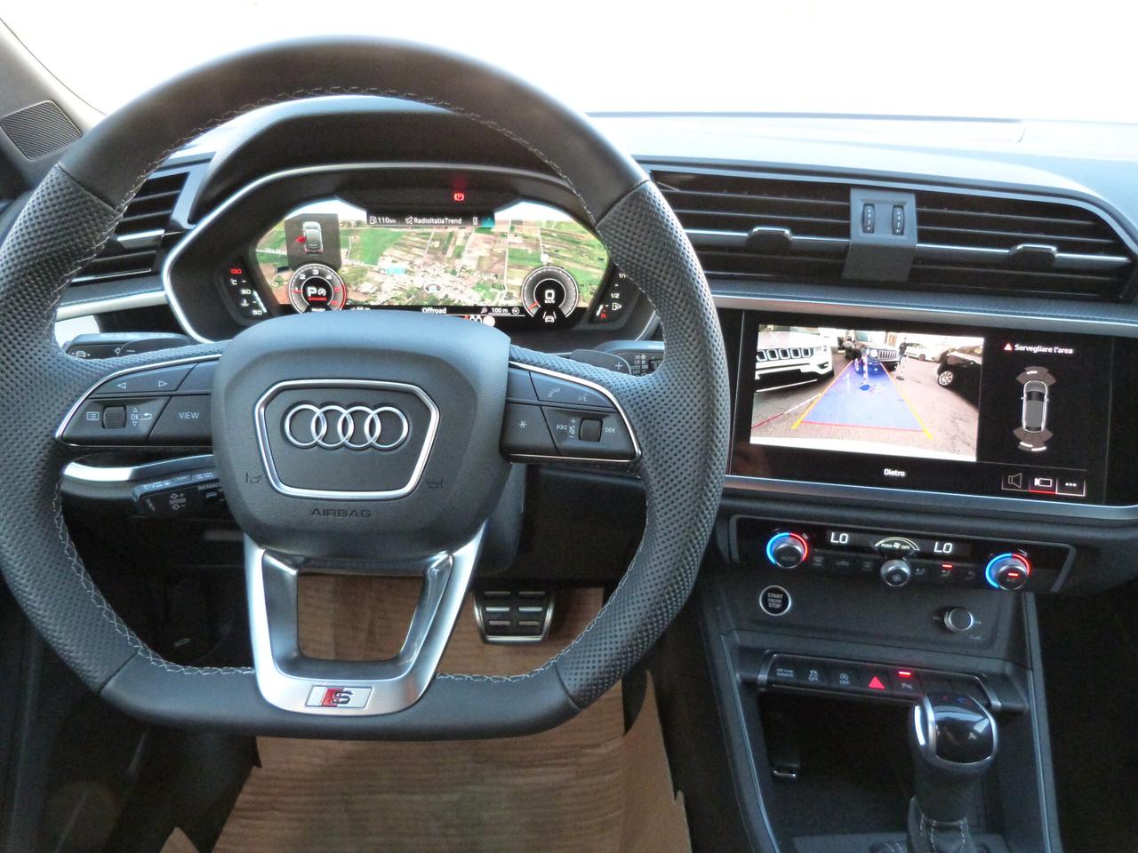 Audi Q3 SPB 35 TDI S-line edition Identity Black