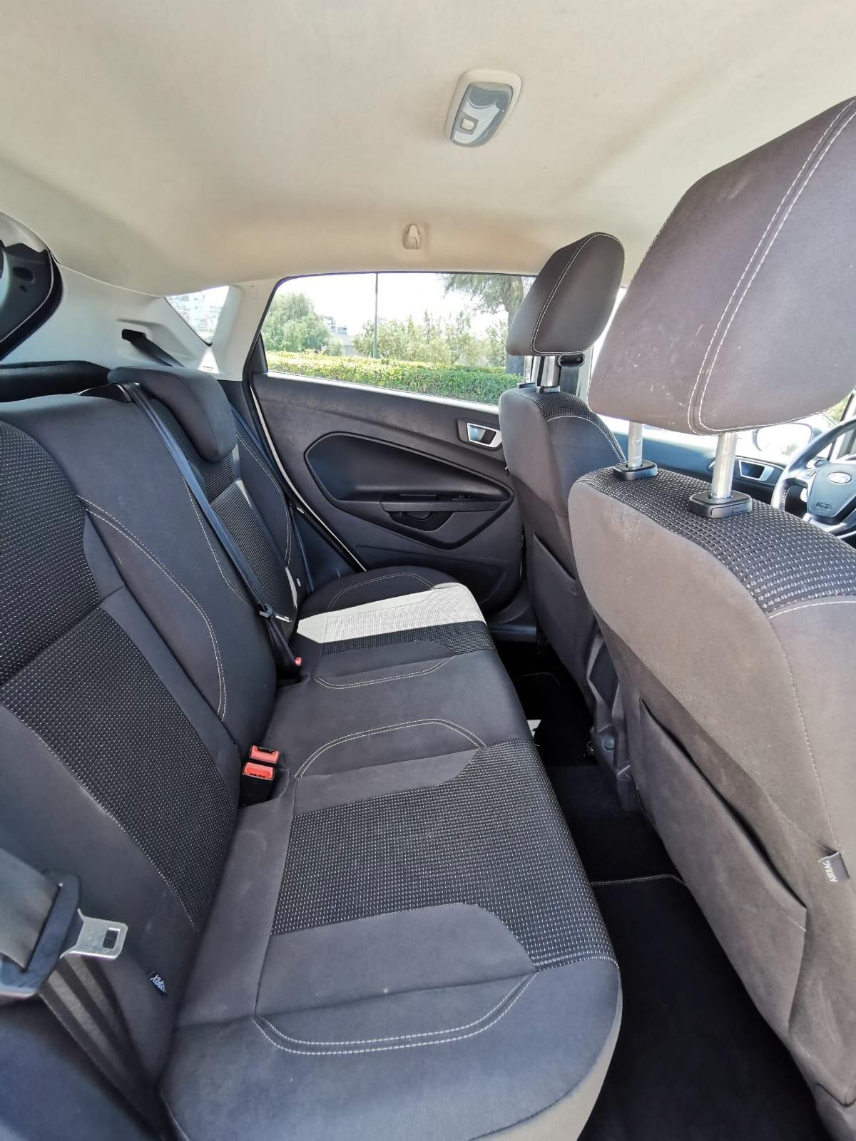 Ford Fiesta 1.4 5p. Bz.- GPL Titanium - 2016
