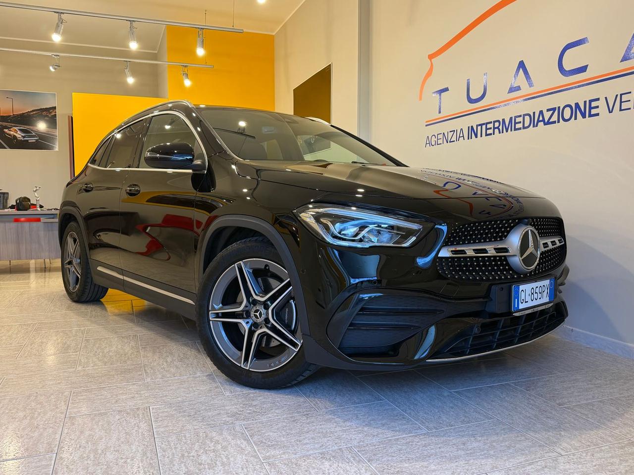 Mercedes-Benz GLA 200 AMG Line Premium 200 D #7222