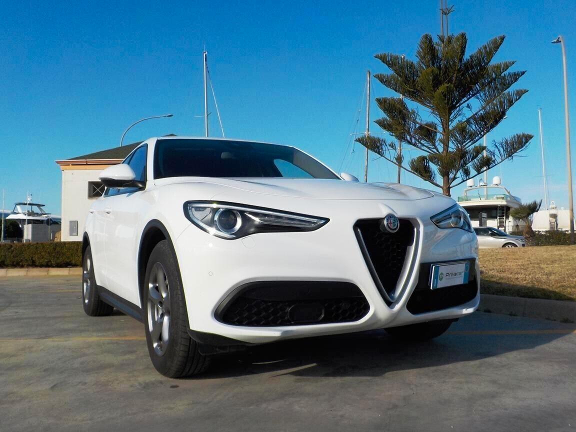 Alfa Romeo Stelvio 2.2 Turbodiesel 160 CV AT8 RWD Super