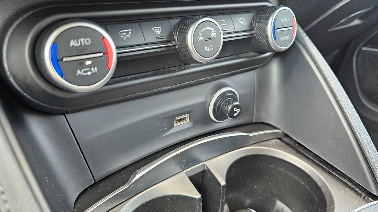 Alfa Romeo Stelvio 2.2 Turbodiesel 210 CV AT8 Q4 Super