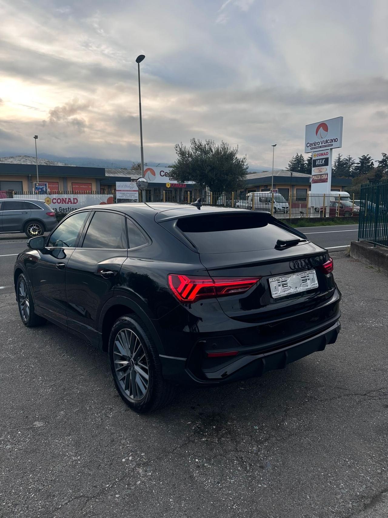 Audi Q3 35 TDI S tronic line edition