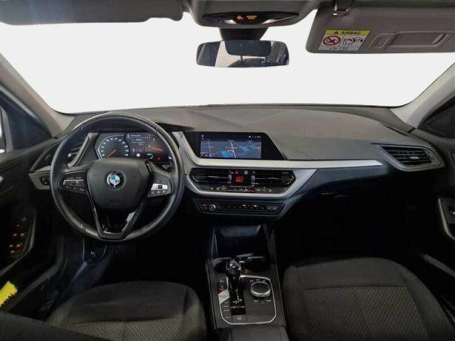 BMW 118 d 5p. Business Advantage