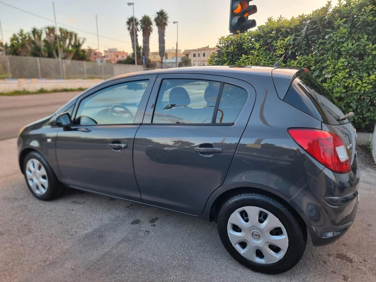 Opel Corsa 1.2 85CV 5 porte GPL-TECH Edition