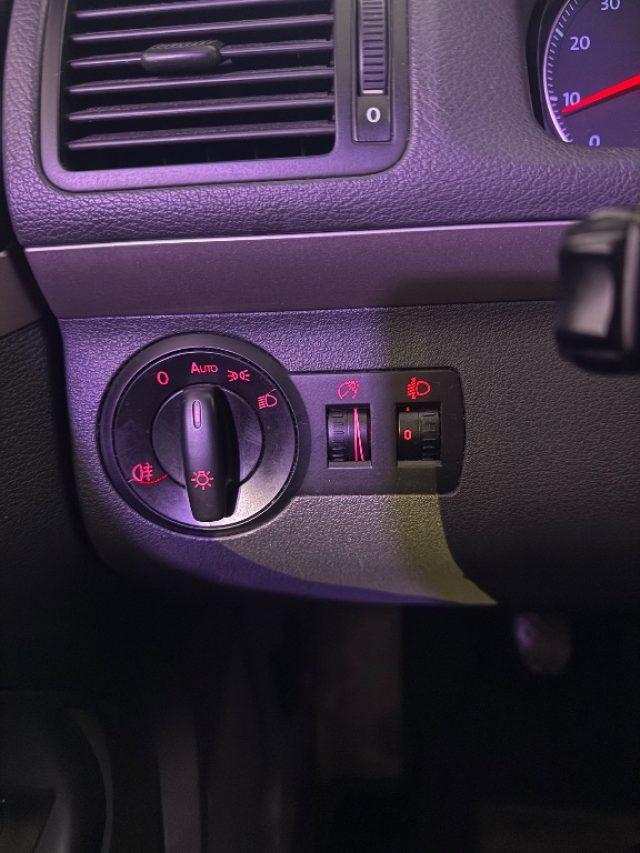 VOLKSWAGEN Touran 2.0 Highline Ecofuel